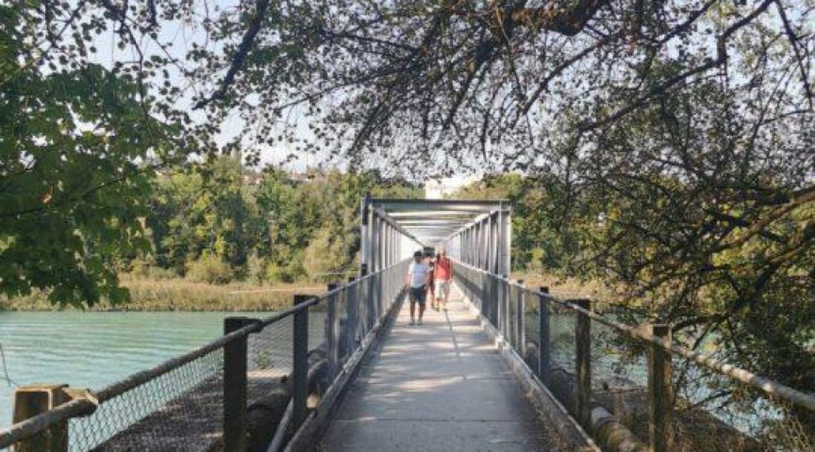 Genève : une nouvelle passerelle pour piétons et vélos va enjamber l’A1 à Vernier