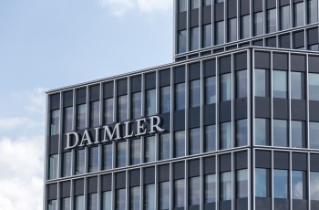 Frontaliers en Alsace : colère et inquiétude après l'annonce de Daimler Truck de supprimer 5.000 postes en Allemagne