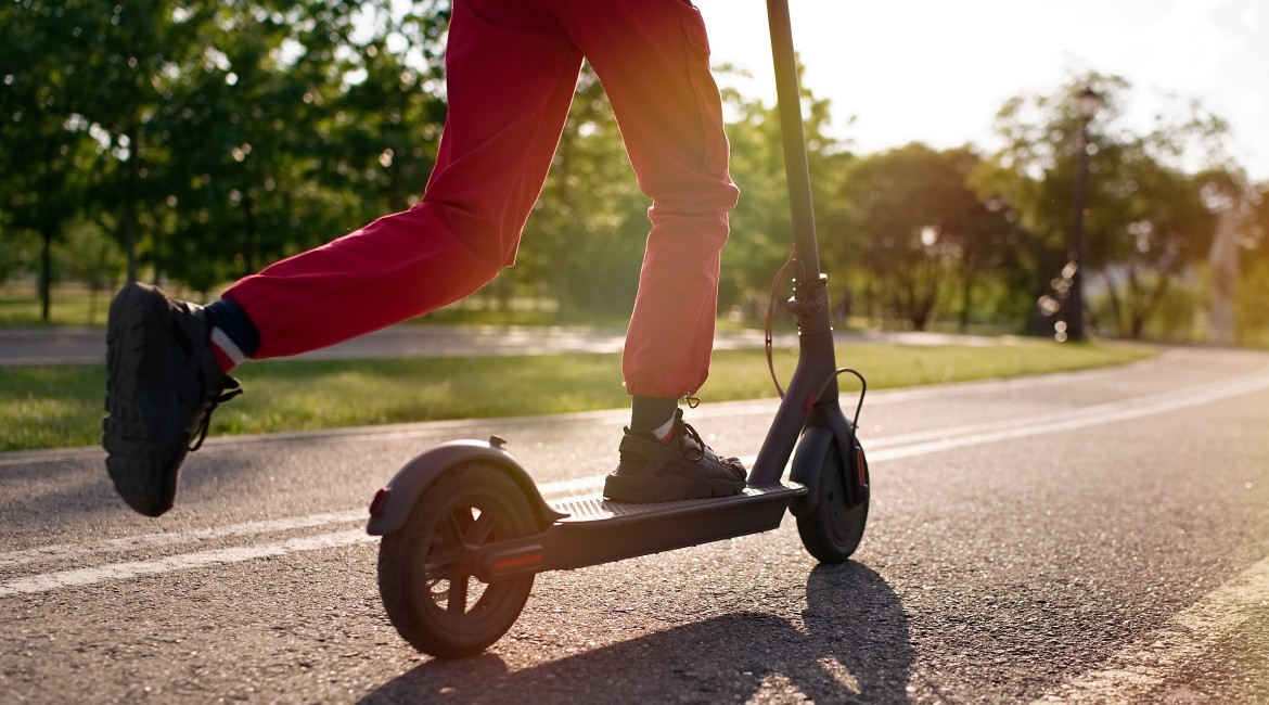 En Suisse, la police se mobilise contre les infractions en trottinette électrique