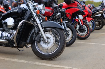 Pourquoi le stationnement des deux-roues va devenir plus facile à Genève