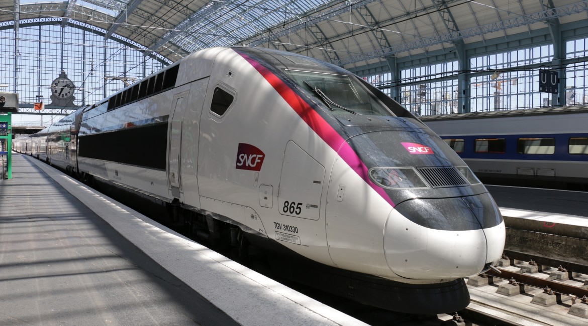 Des milliers de voix réclament le TGV supprimé entre Lausanne et Paris