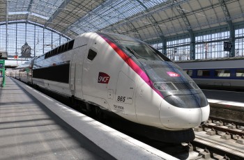 Des milliers de voix réclament le TGV supprimé entre Lausanne et Paris